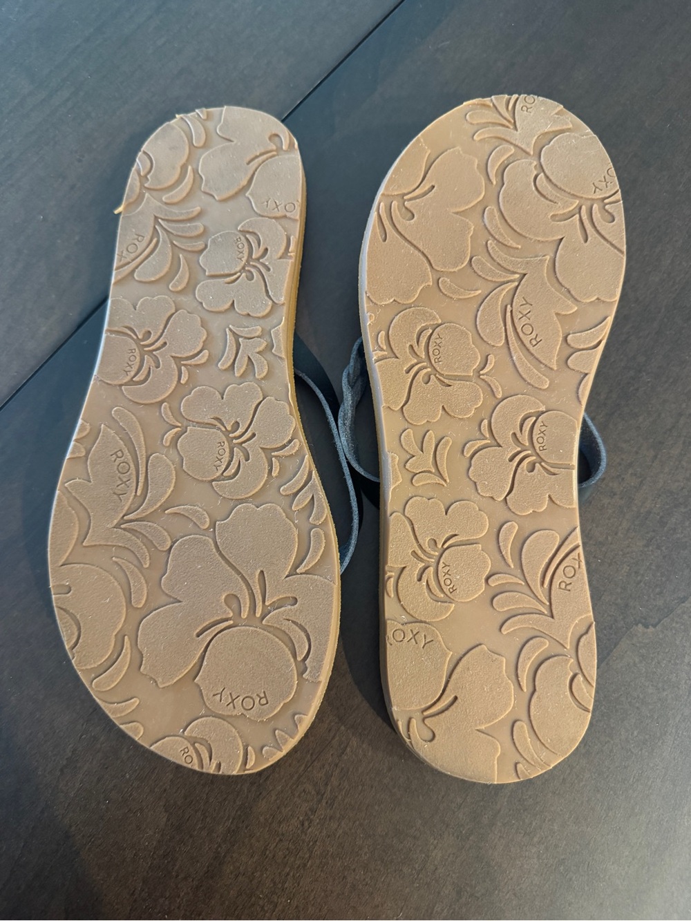 Roxy Black Braided Flip Flops - Picture 4 of 4